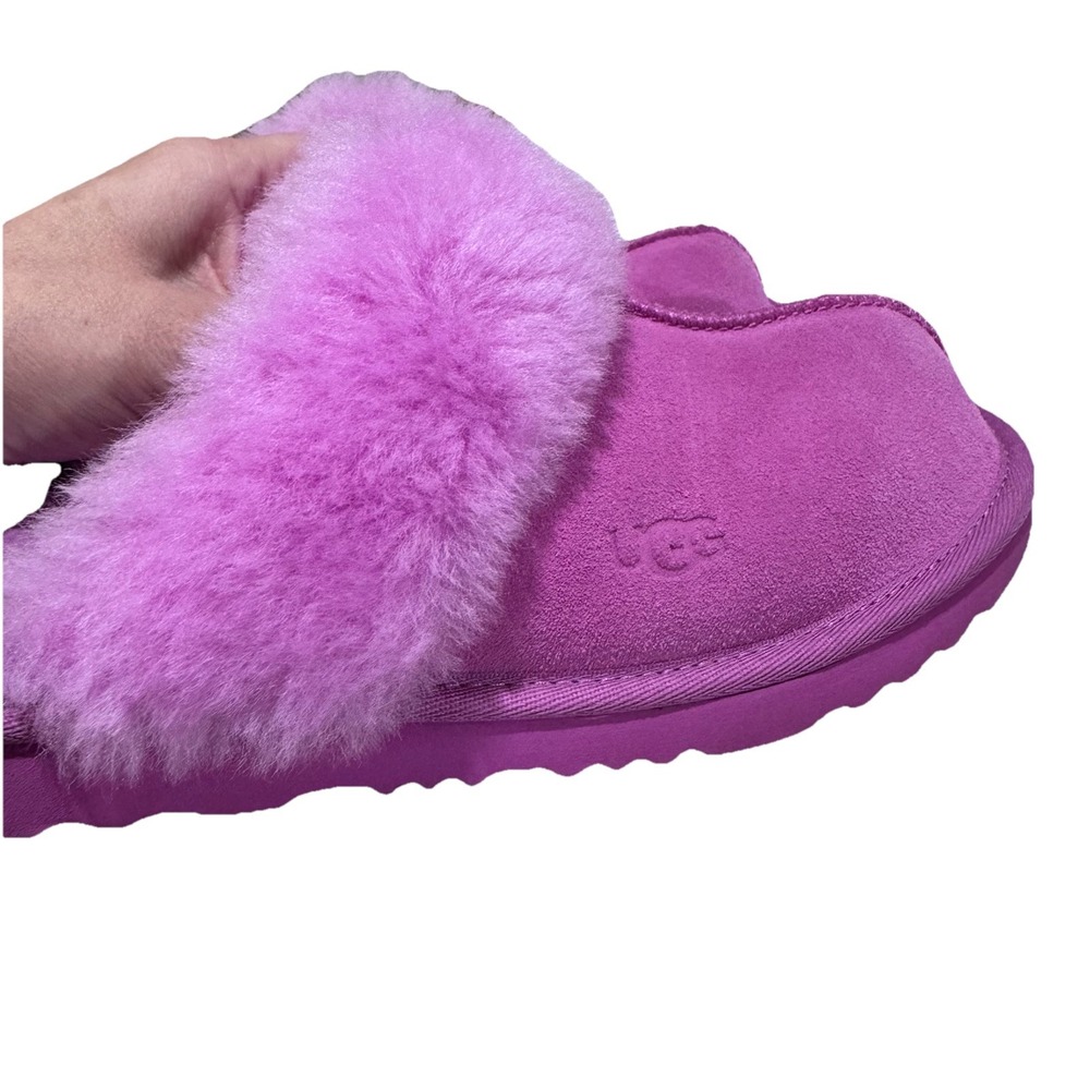UGG Shearling Cozy Pink Slippers Size 6 Slip On Excellent Condition Clean - Picture 3 of 7